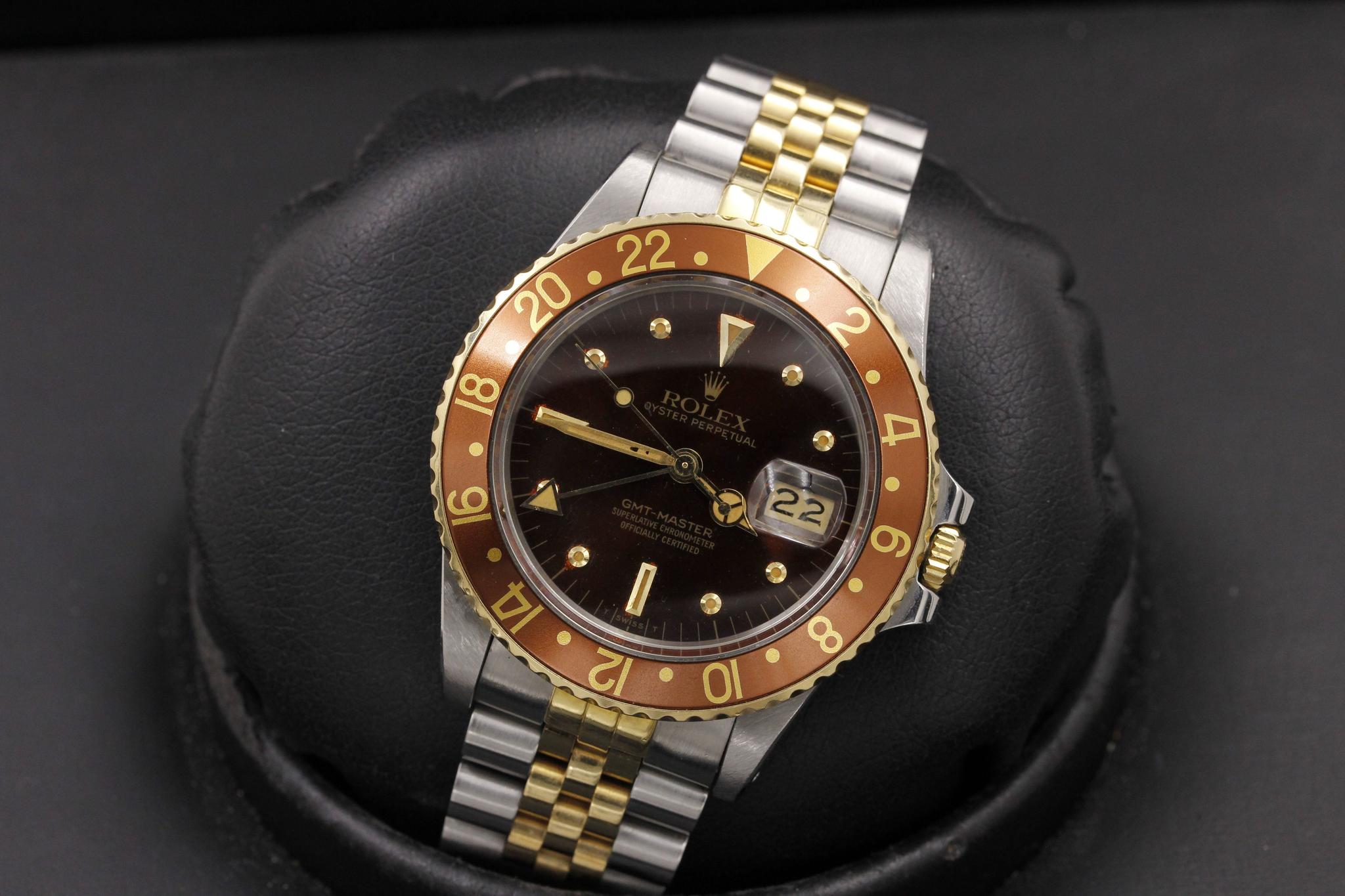 Watch Image 13