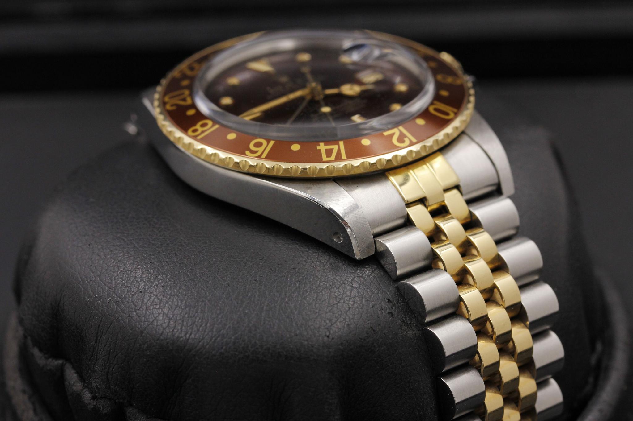 Watch Image 7