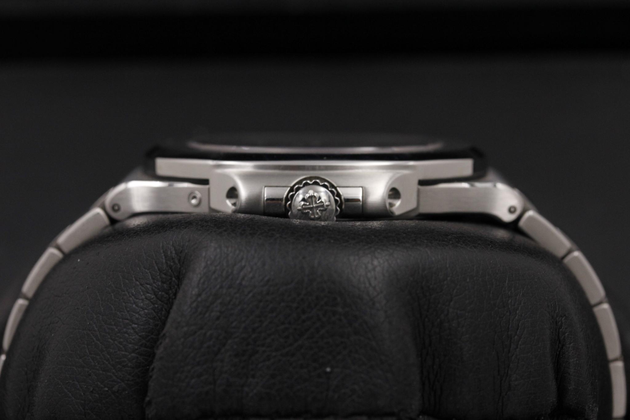 Watch Image 3
