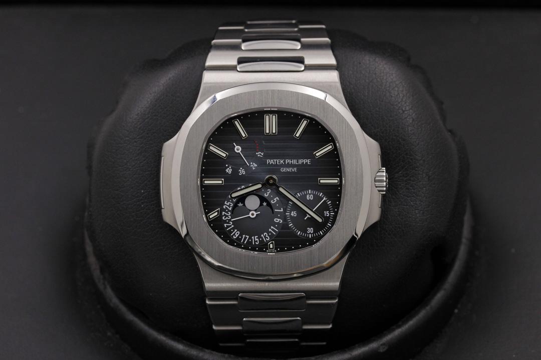 Patek Philippe Nautilus 5712