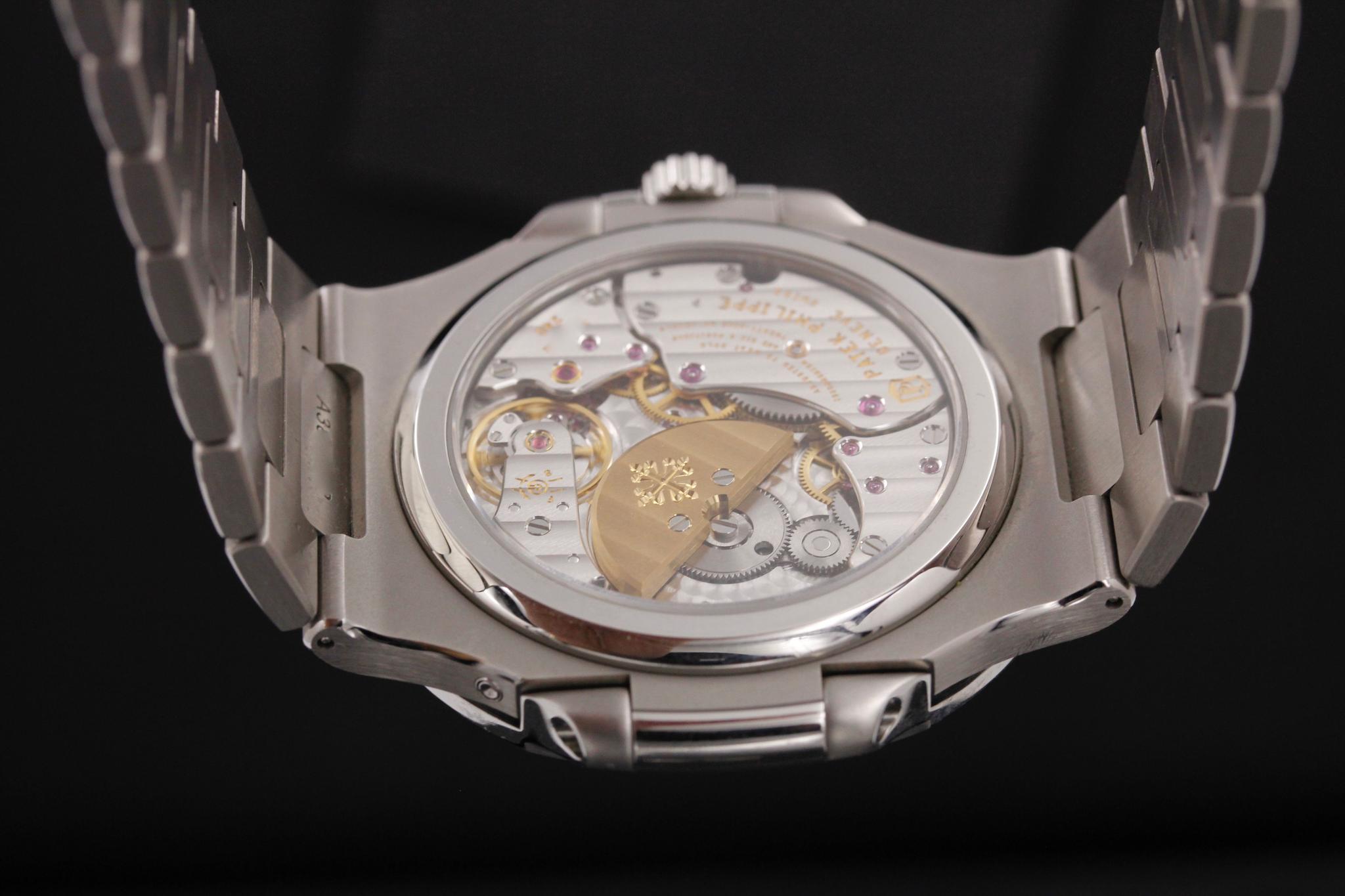 Watch Image 7
