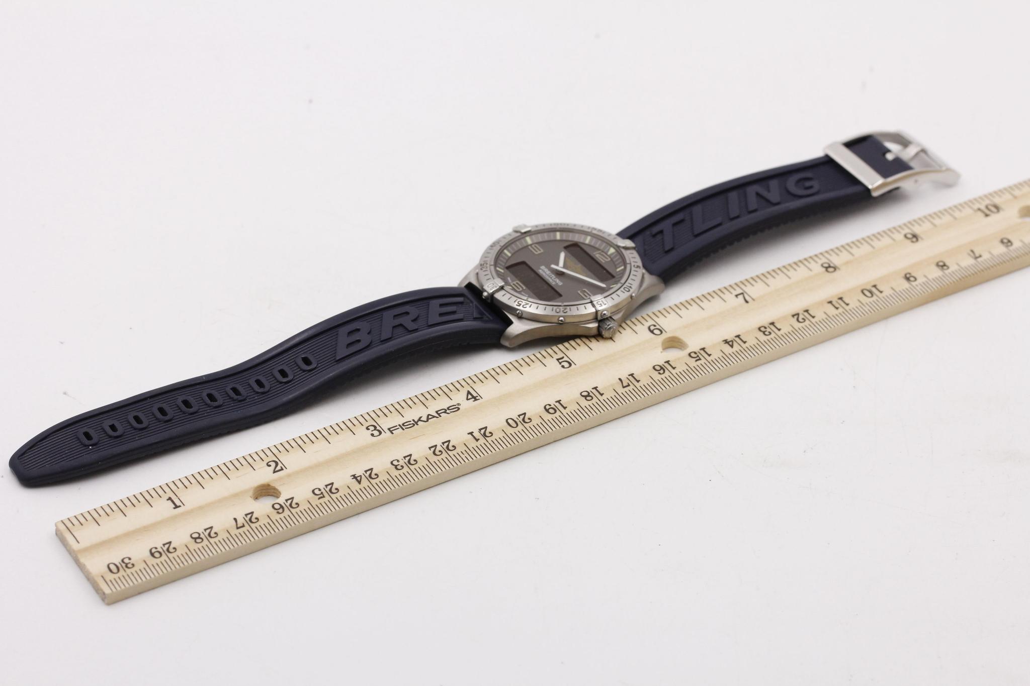 Watch Image 9