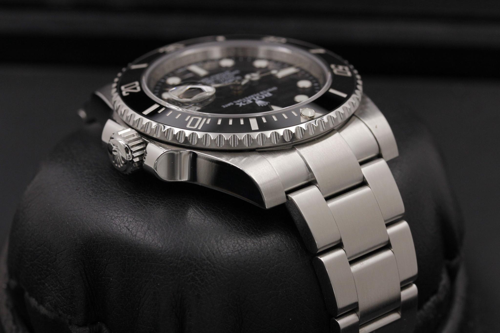Watch Image 4
