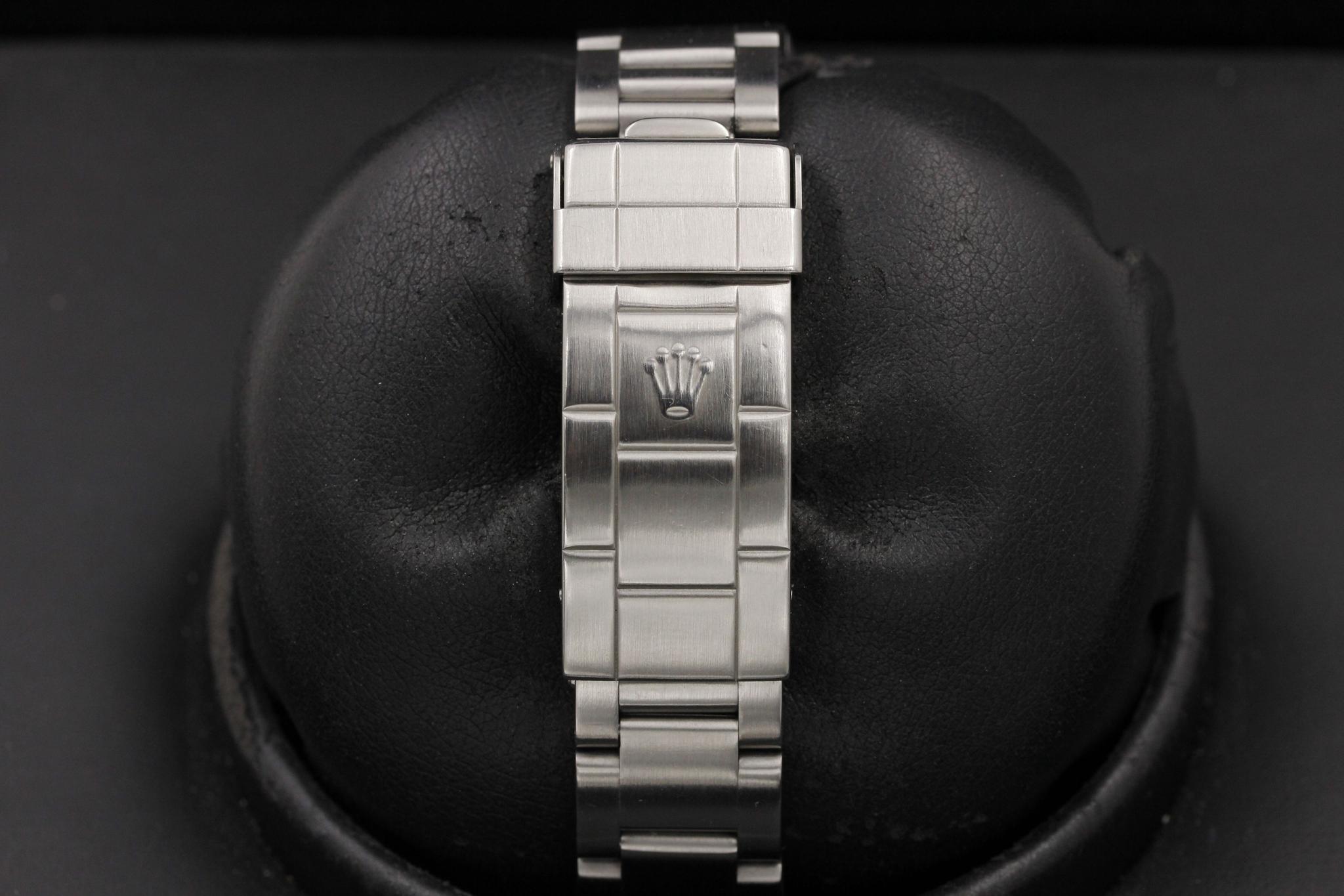 Watch Image 8
