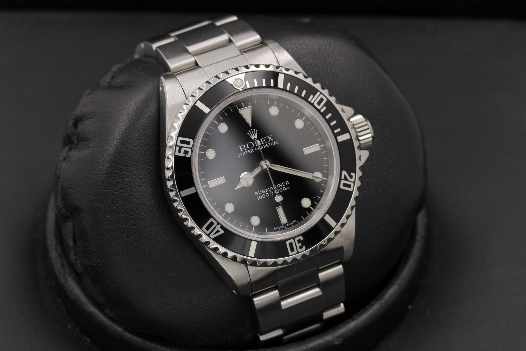 Watch Image 11