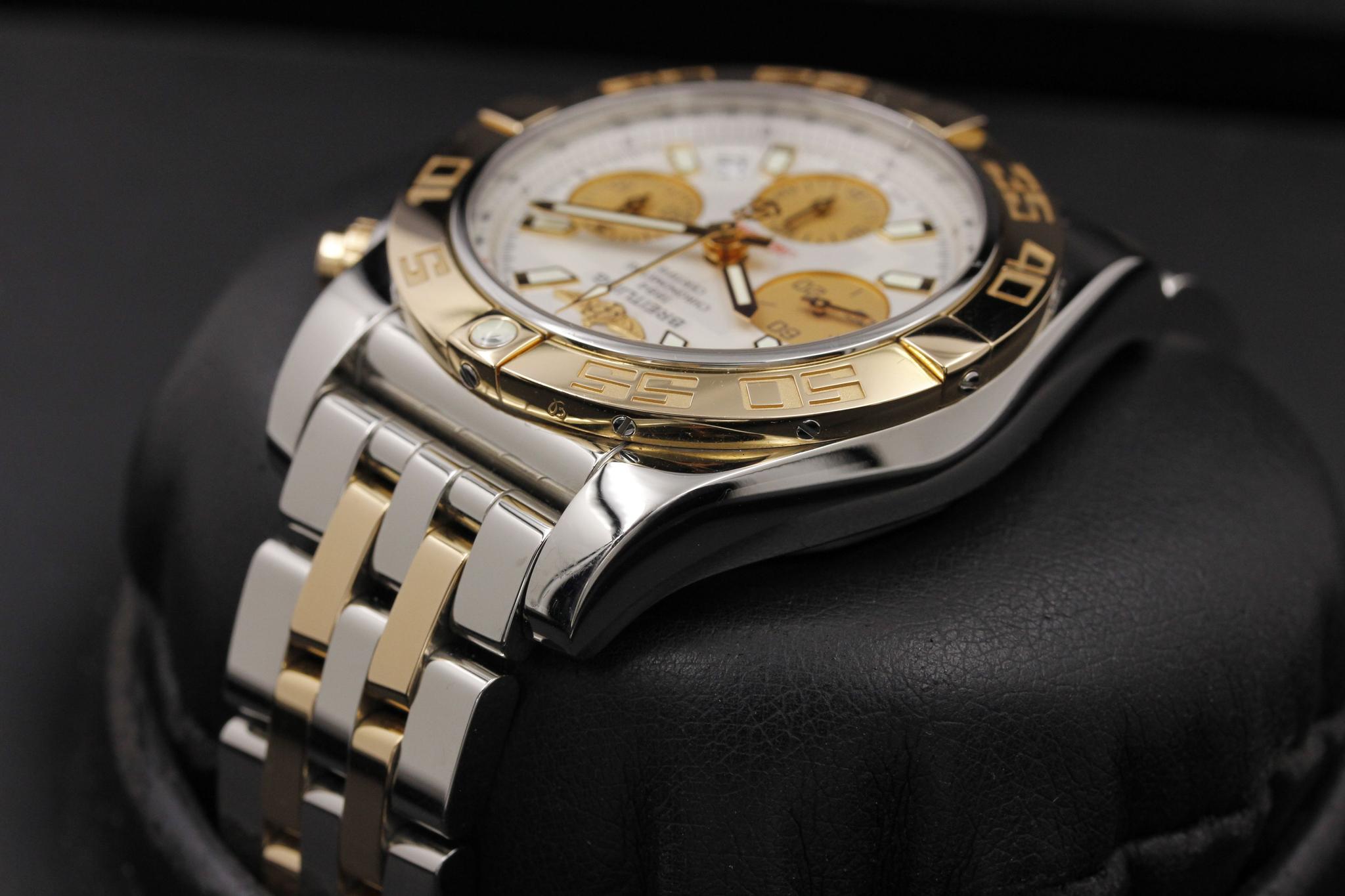 Watch Image 5