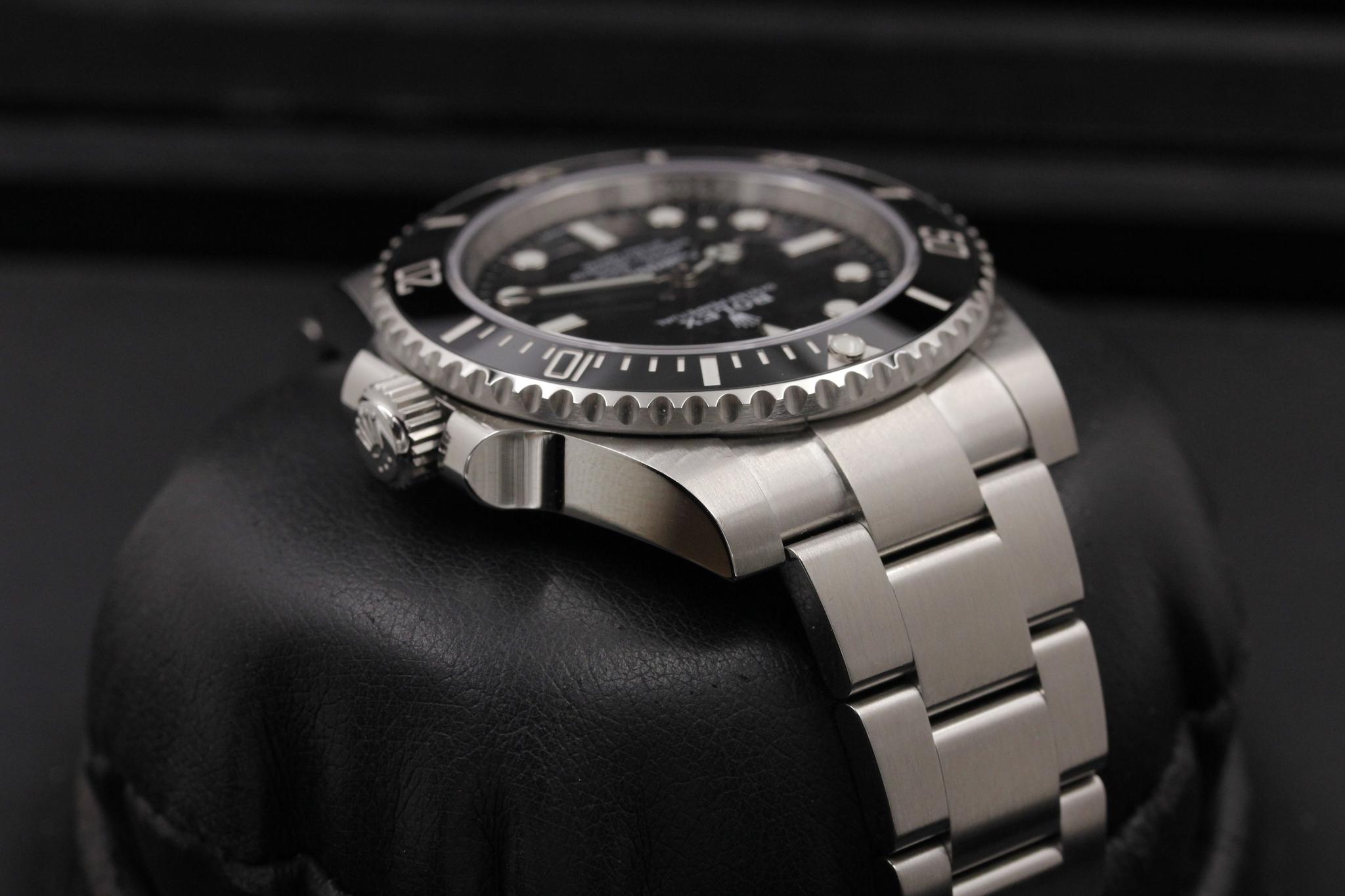 Watch Image 4