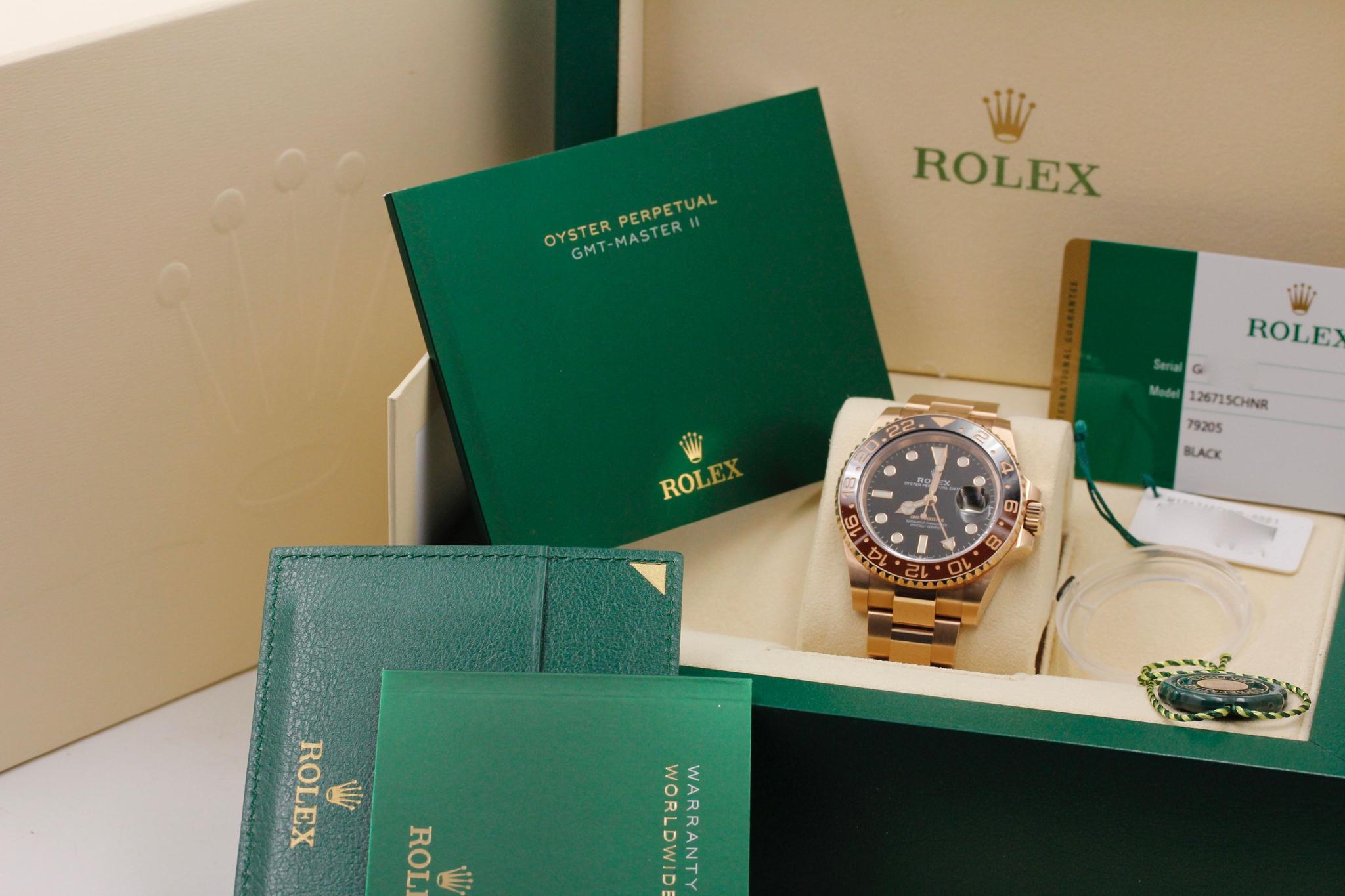 Watch Image 11