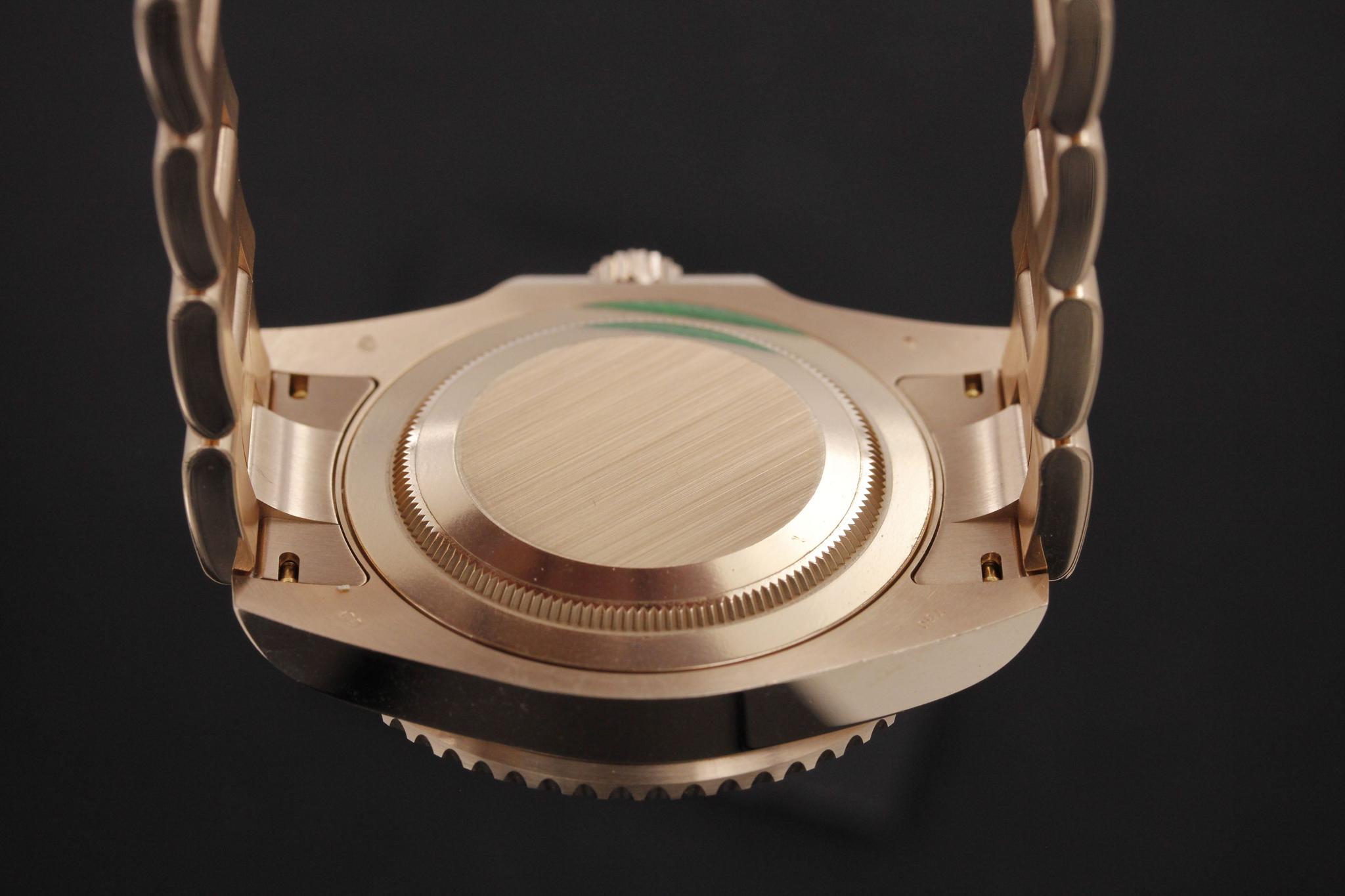 Watch Image 7