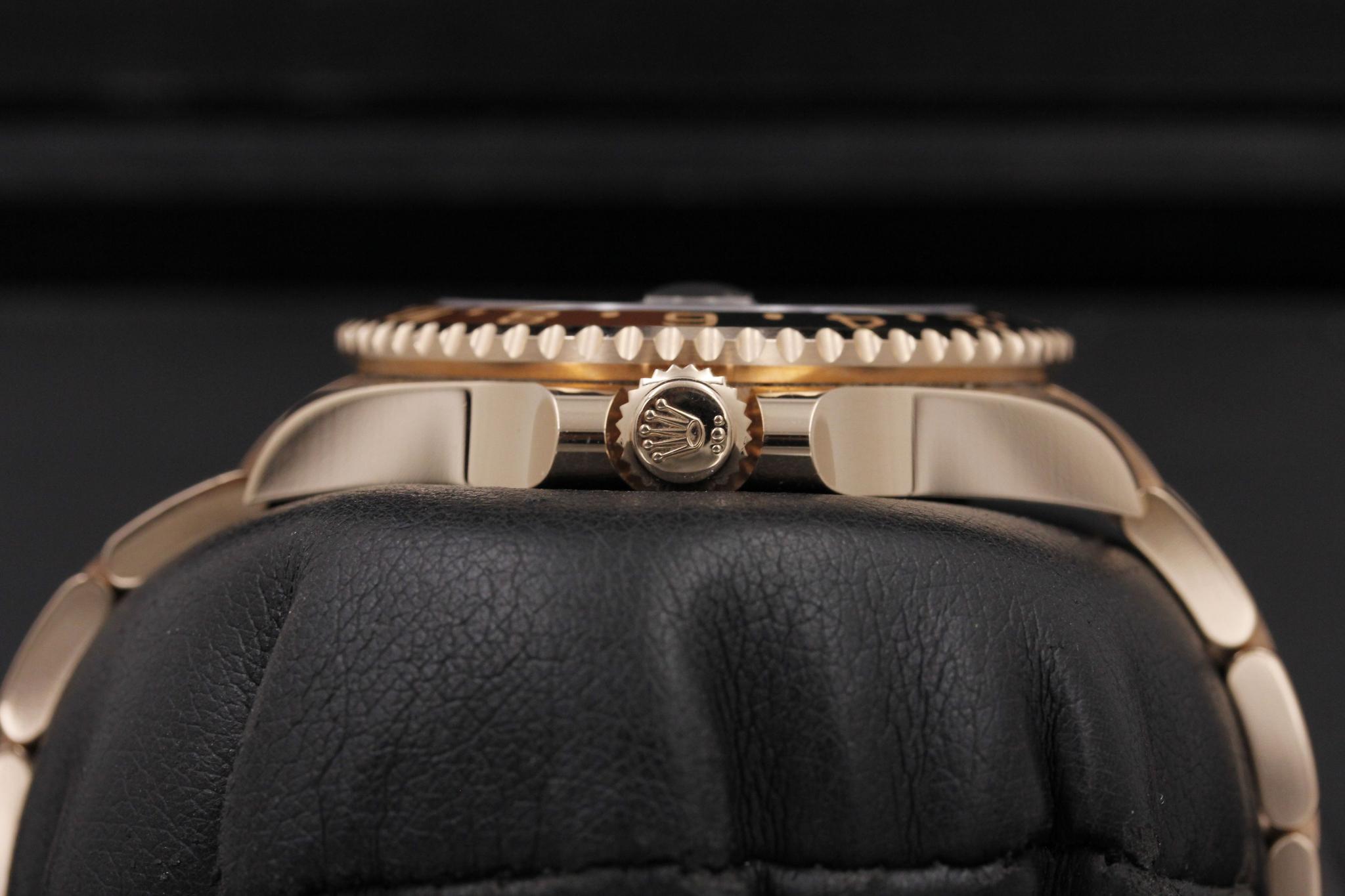 Watch Image 3