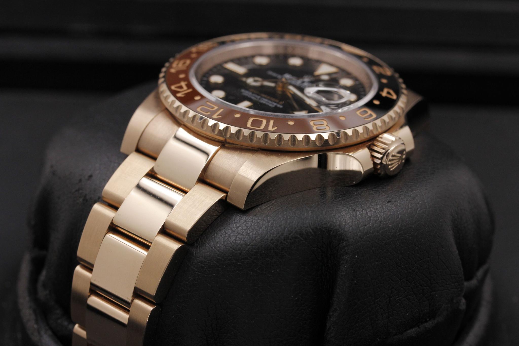Watch Image 2