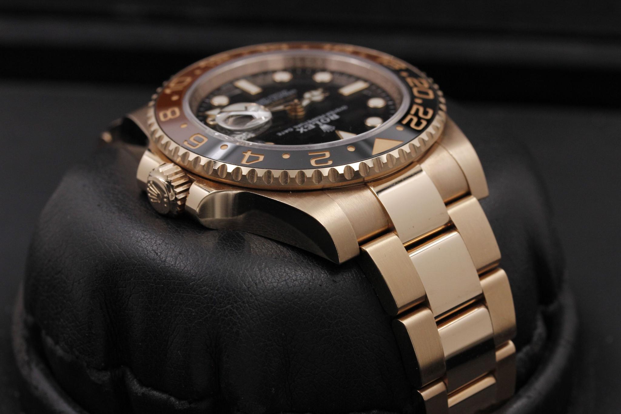 Watch Image 4