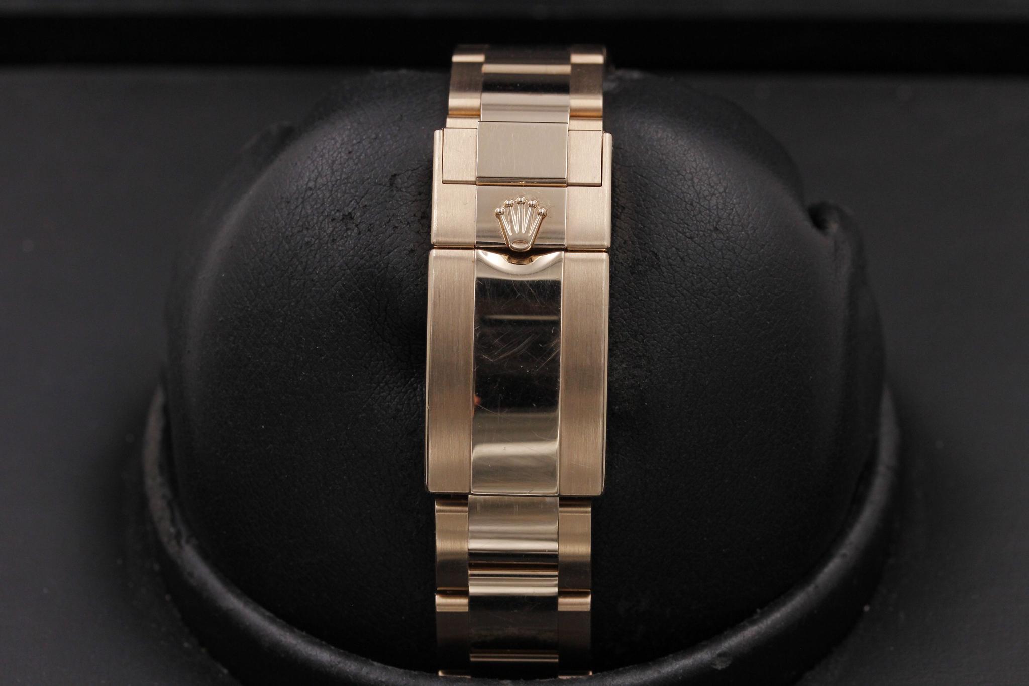Watch Image 8