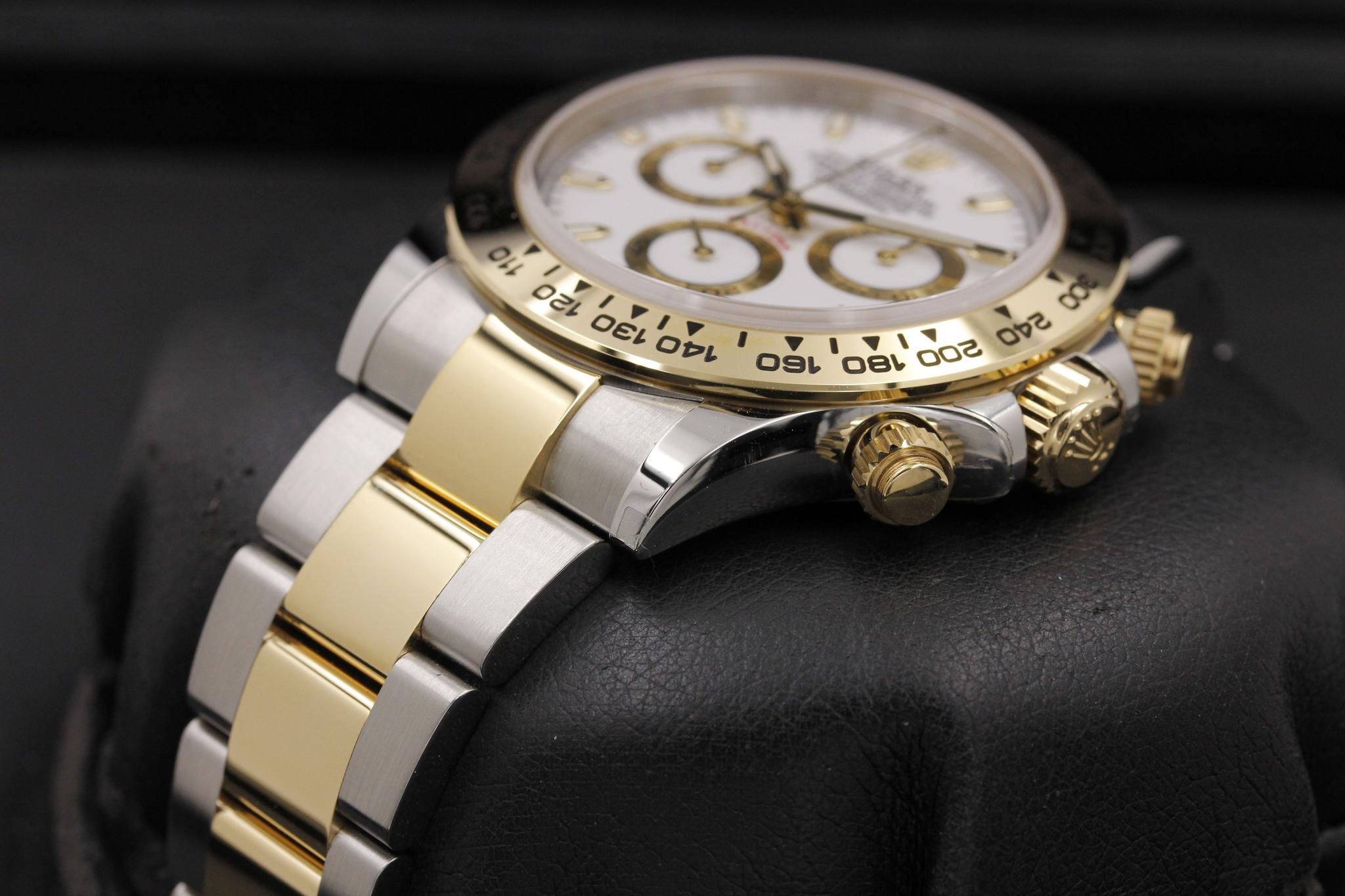 Watch Image 2
