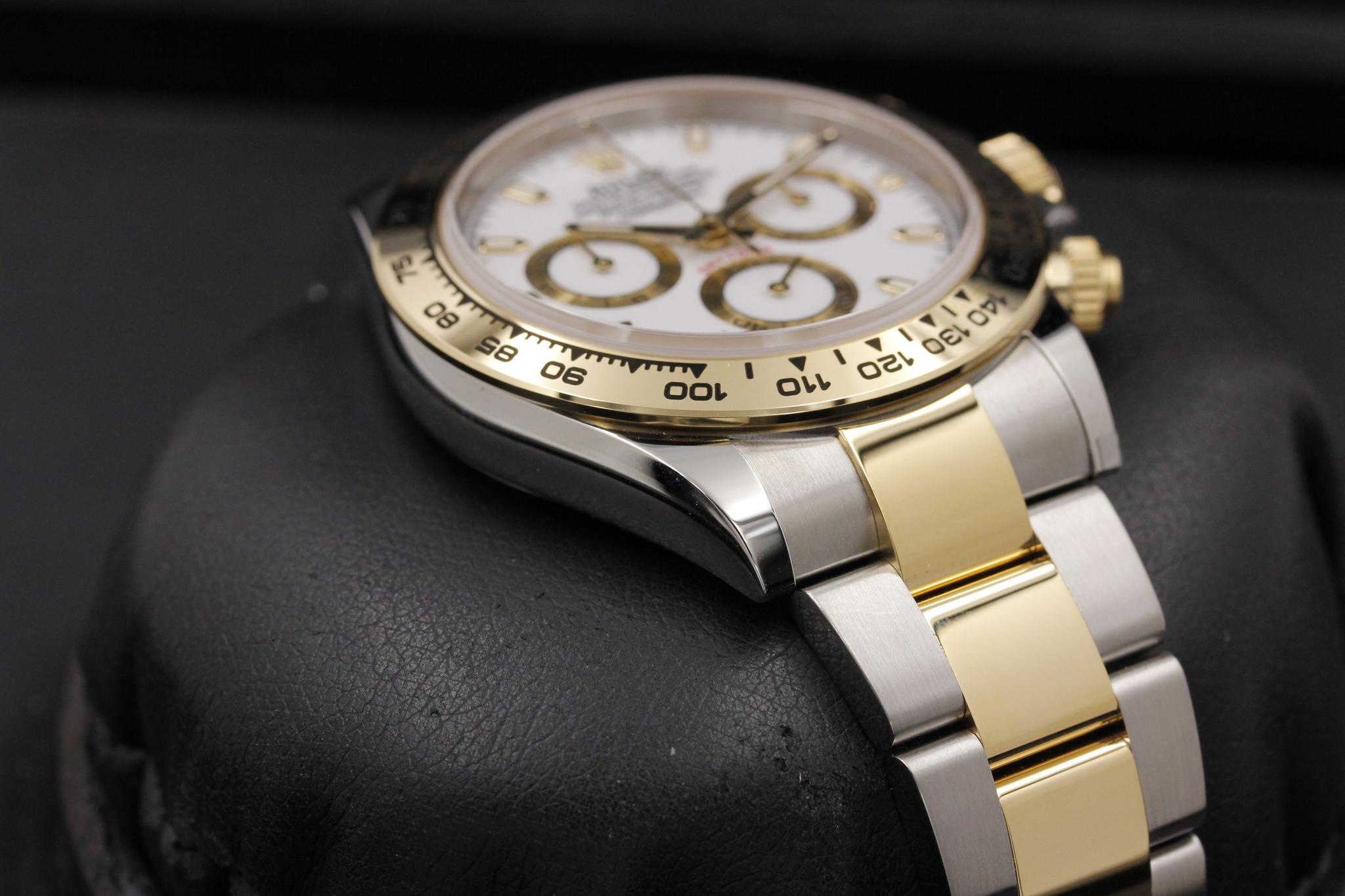 Watch Image 6