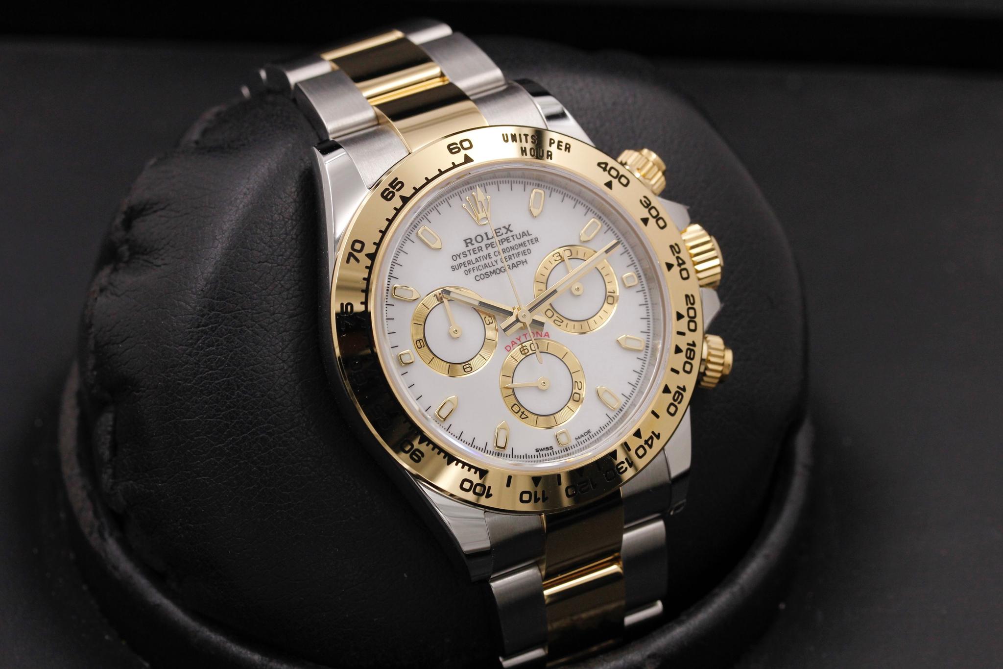 Watch Image 10