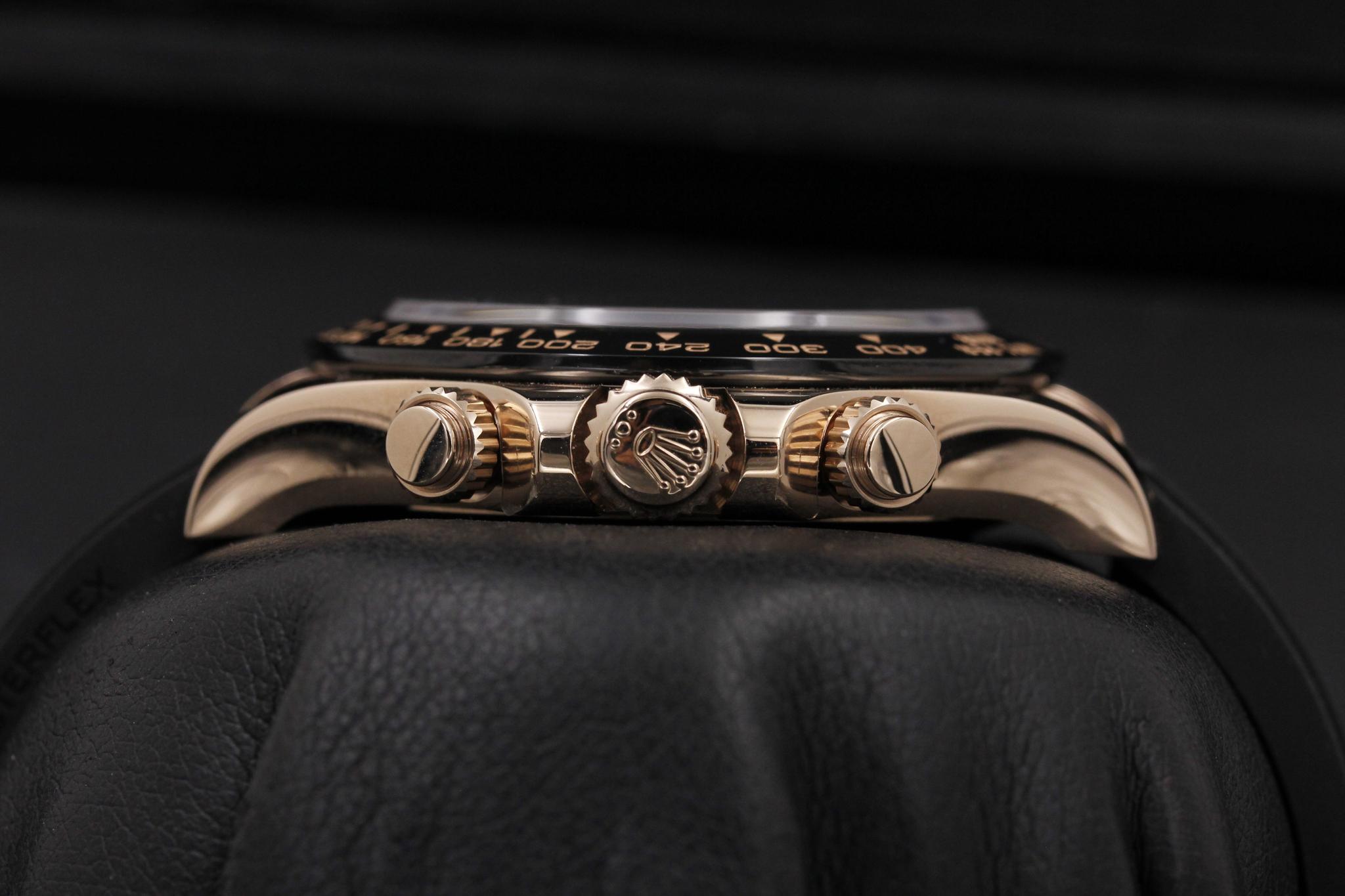 Watch Image 3