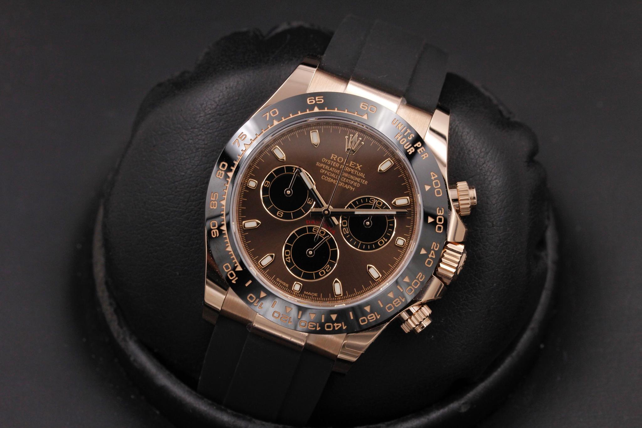 Watch Image 9