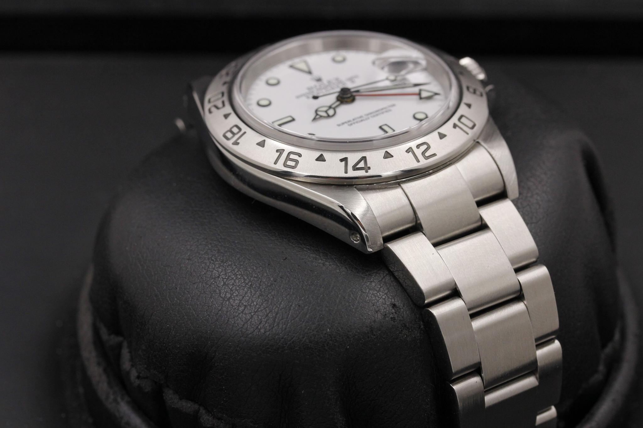 Watch Image 6