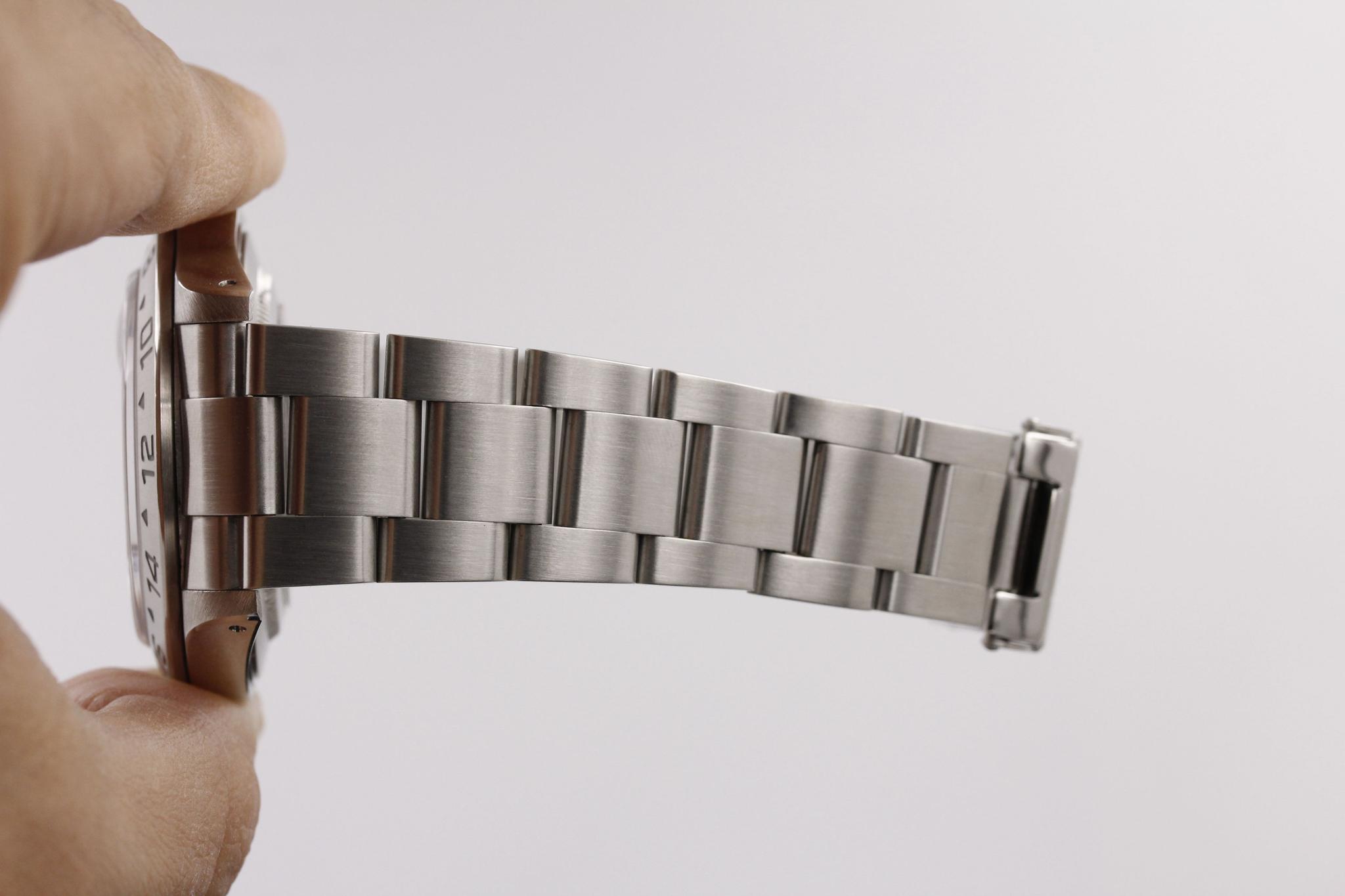 Watch Image 8