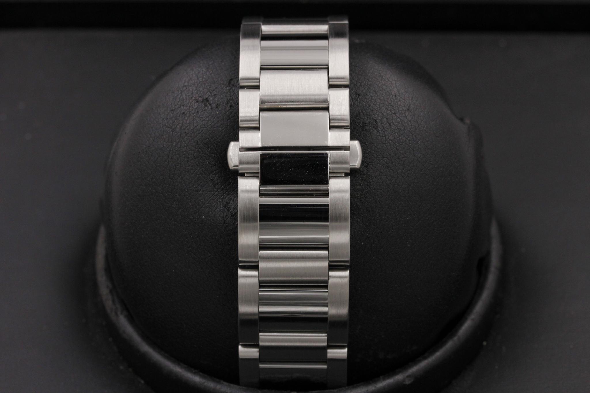 Watch Image 8