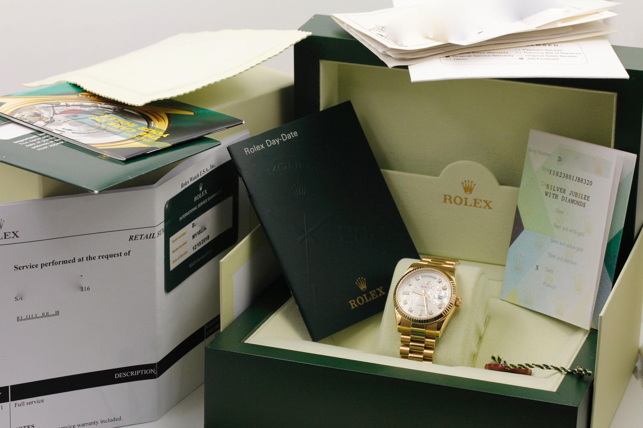 Watch Image 11