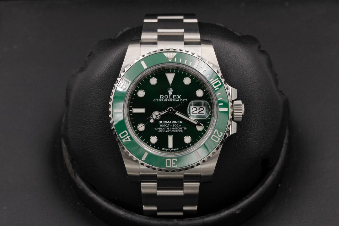 Rolex Submariner "Hulk" 116610