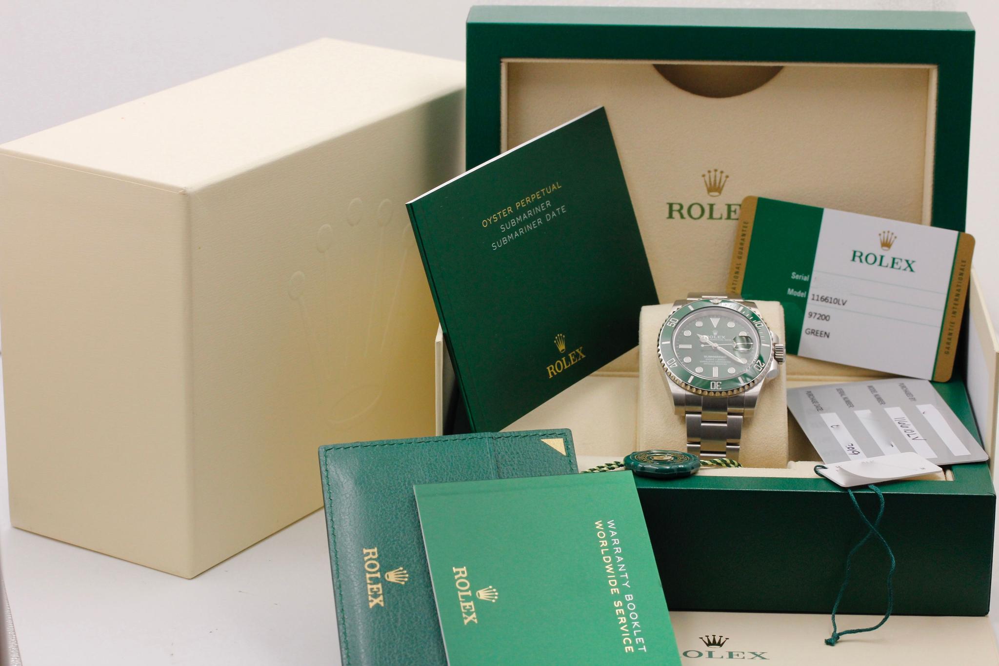 Watch Image 11