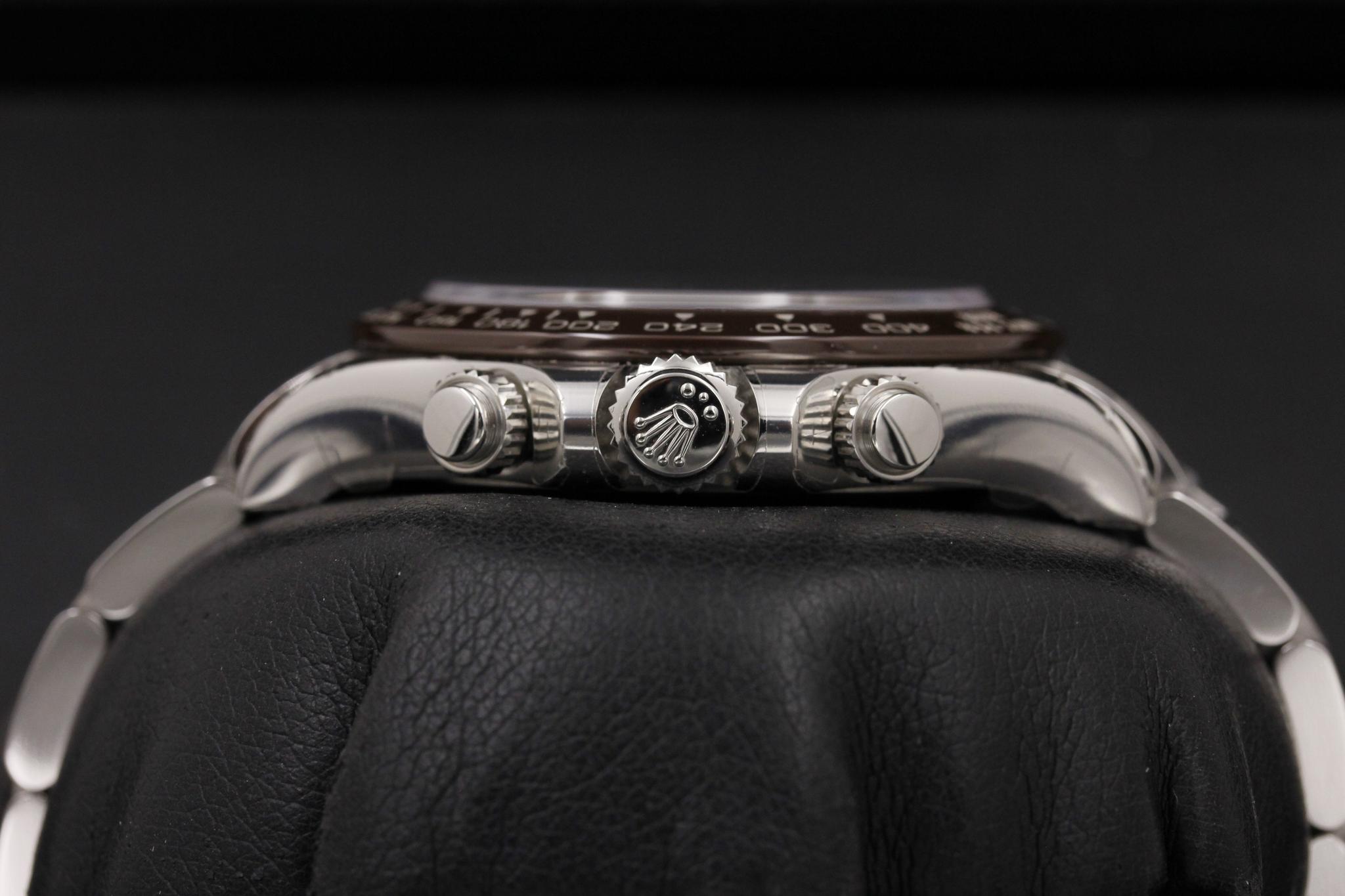 Watch Image 3