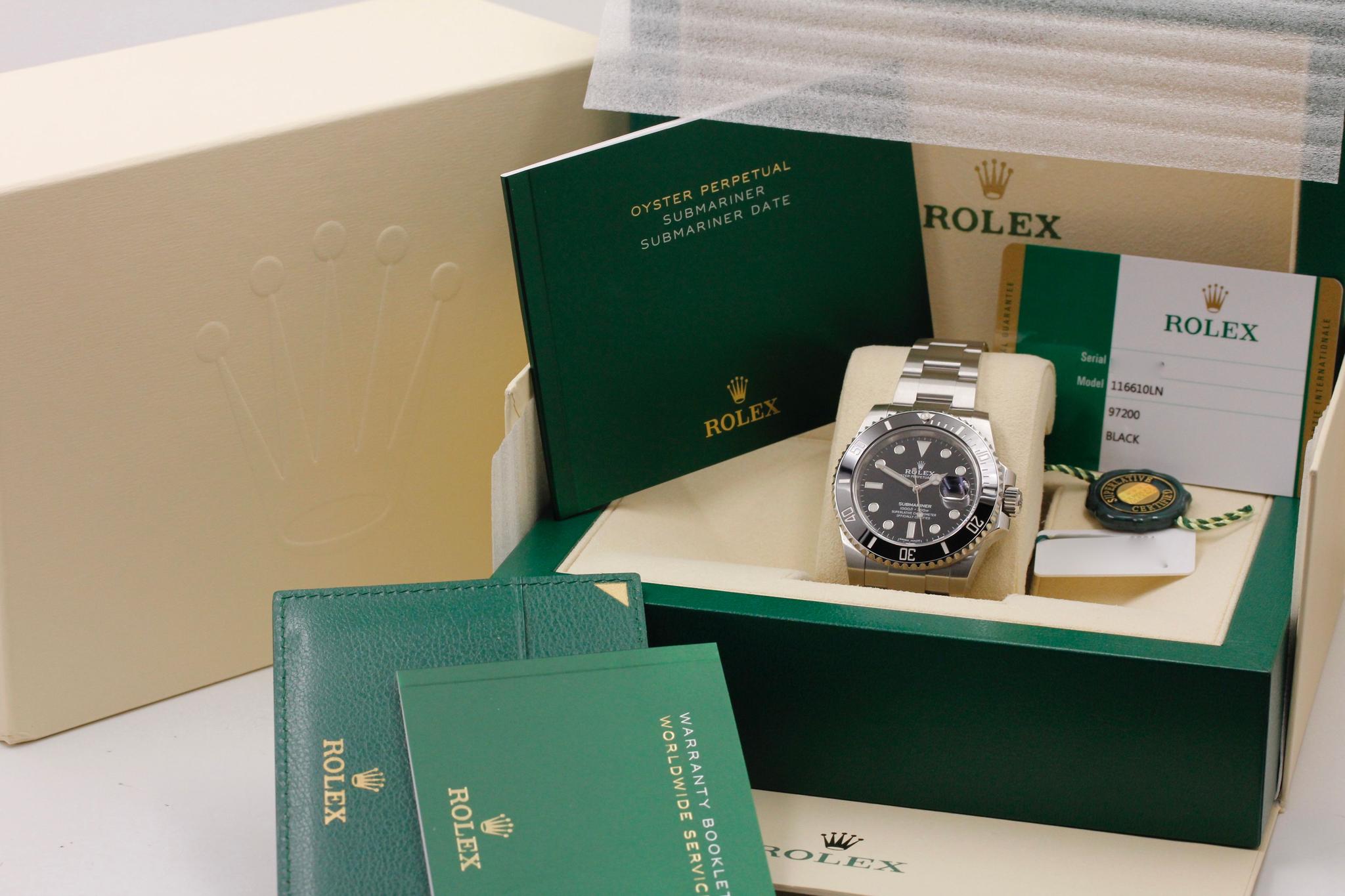 Watch Image 11