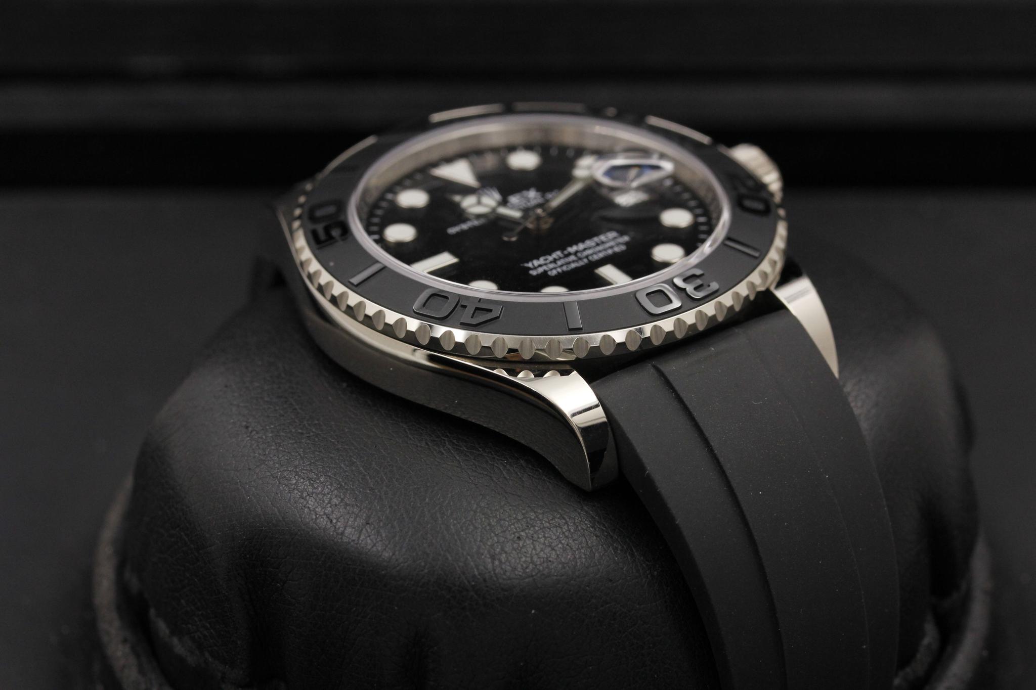 Watch Image 6