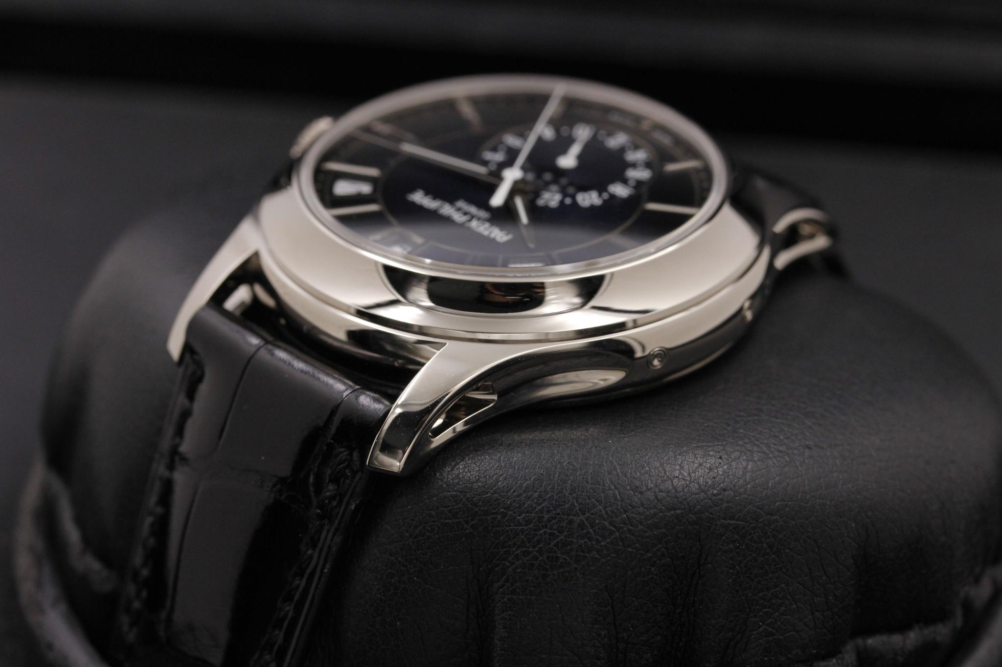 Watch Image 5