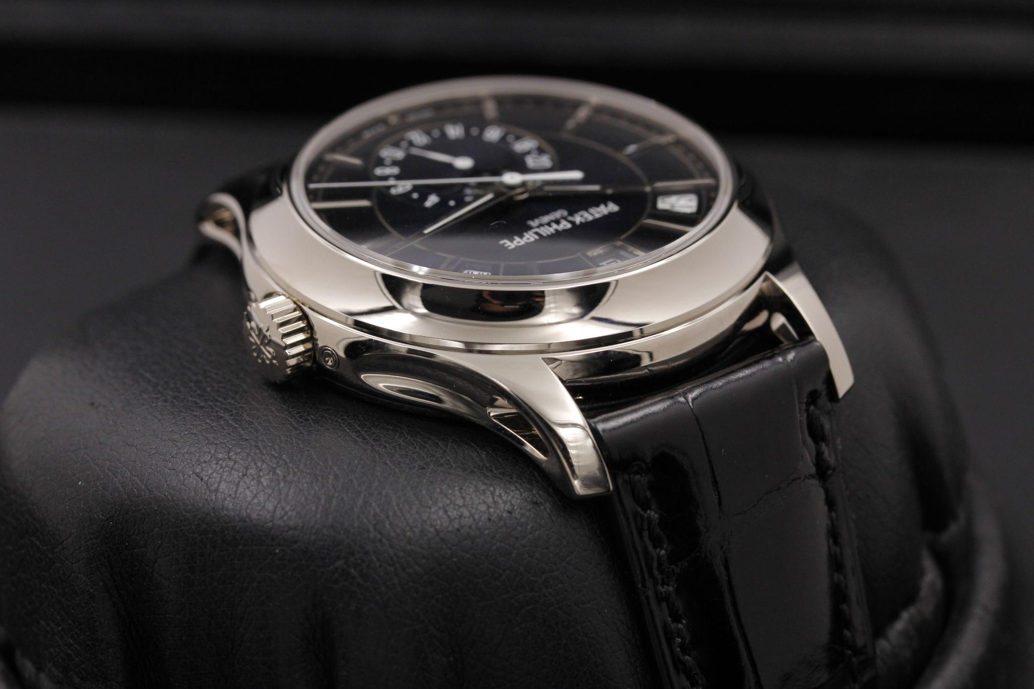 Watch Image 4