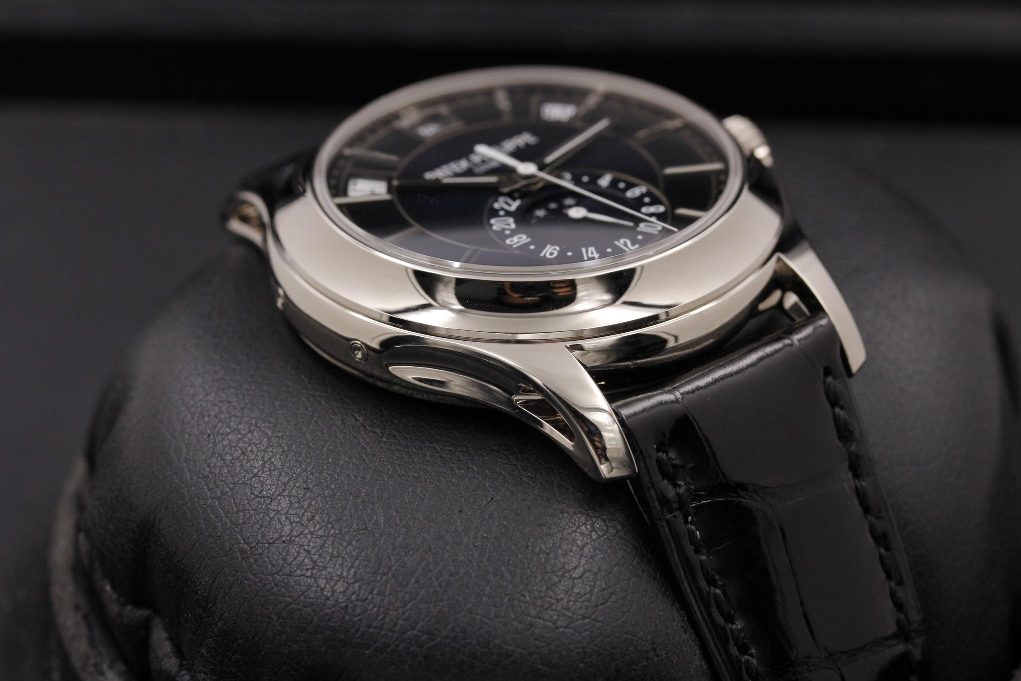 Watch Image 6