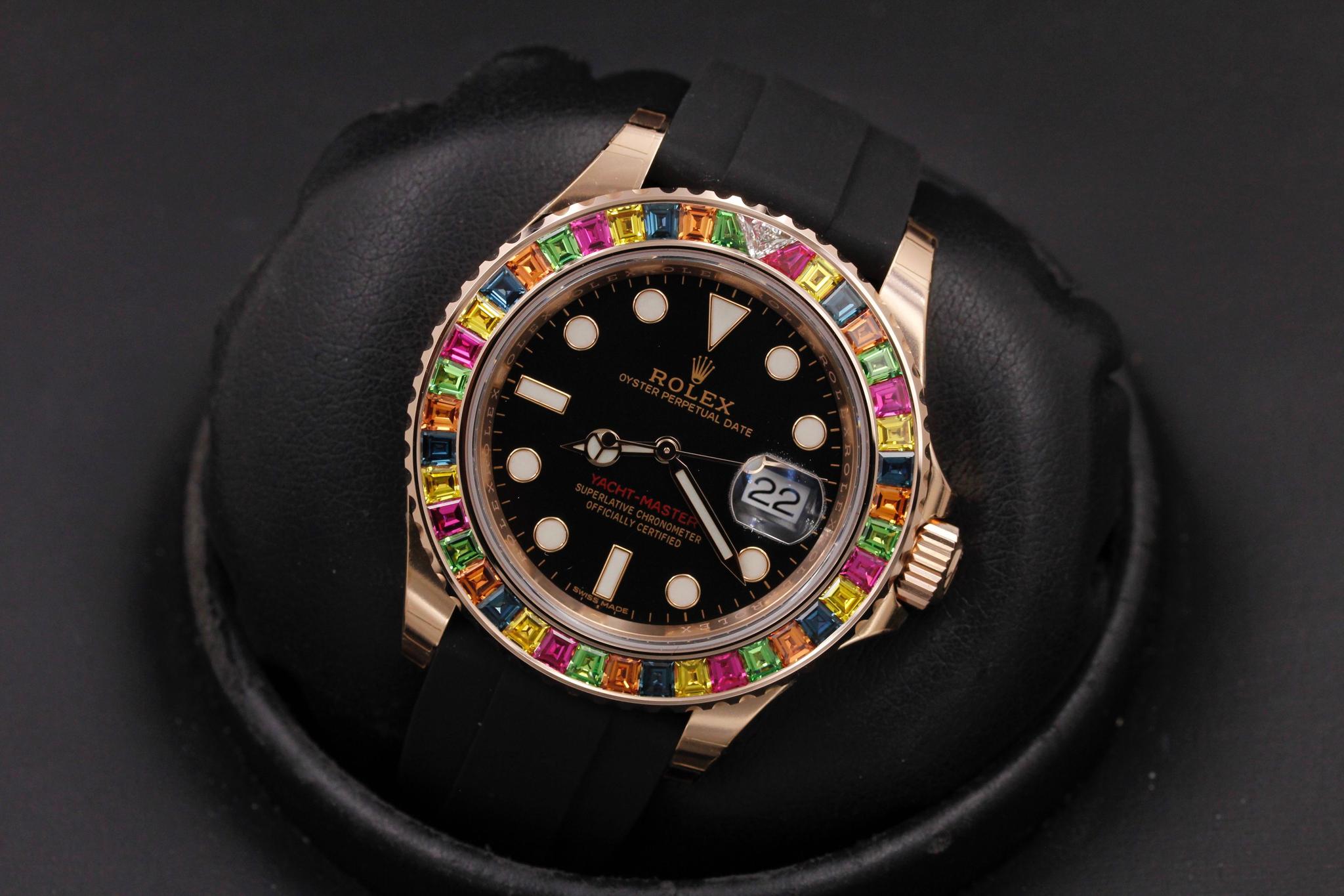 Watch Image 9