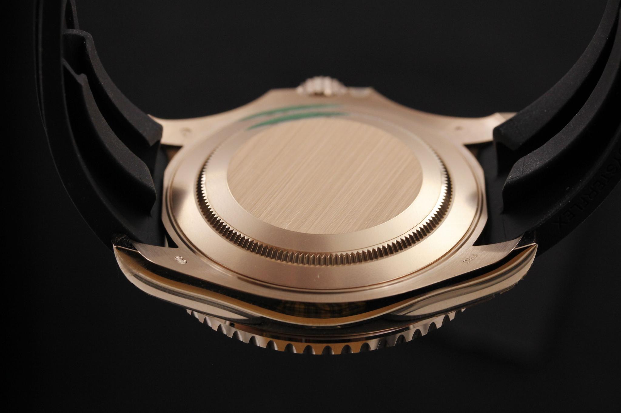 Watch Image 7
