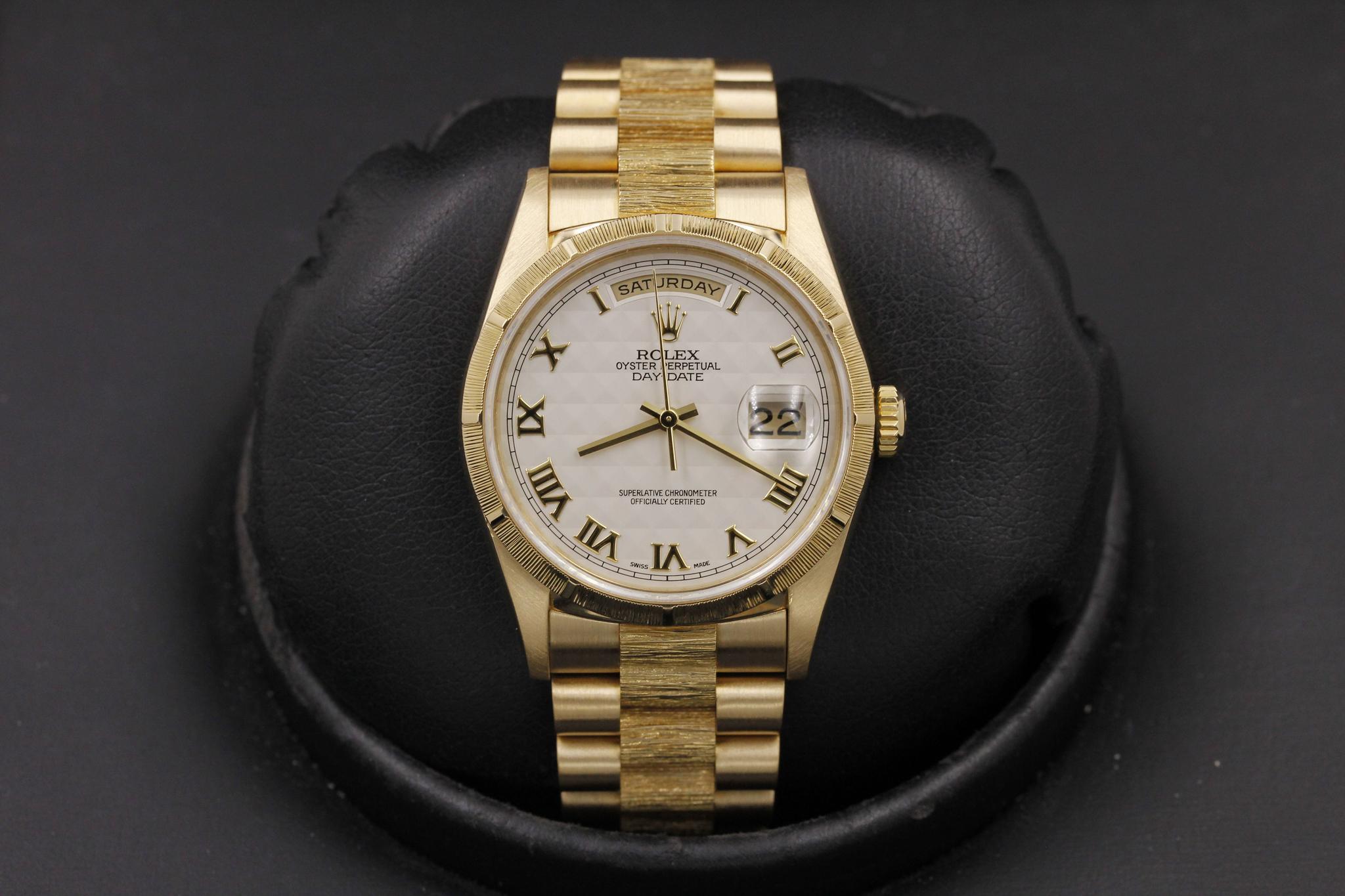 Watch Image 1