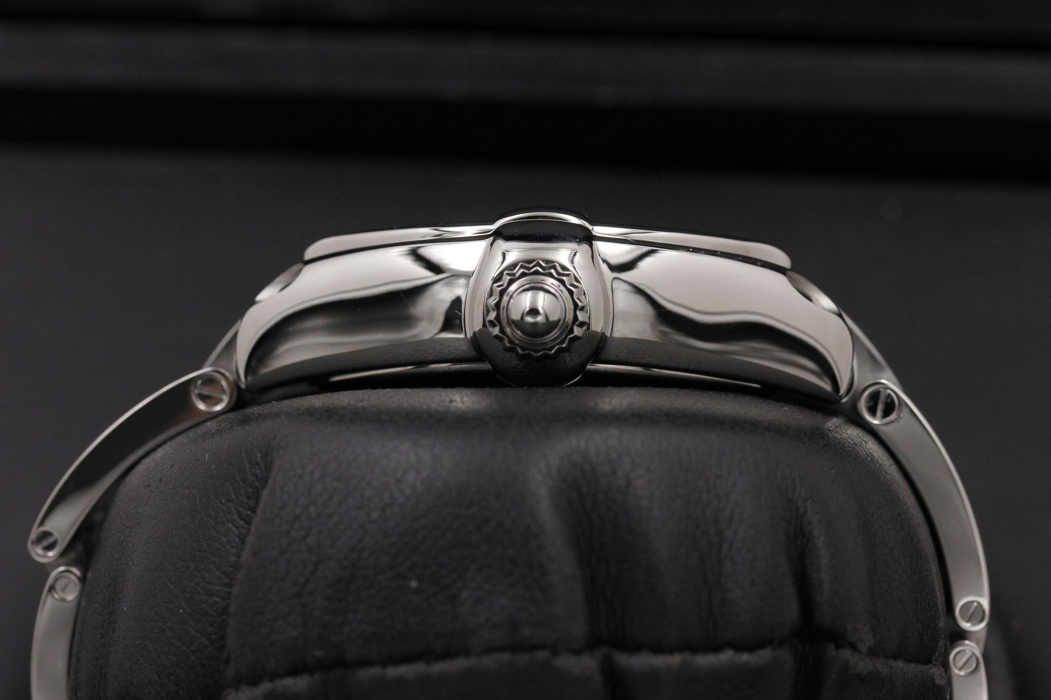 Watch Image 3