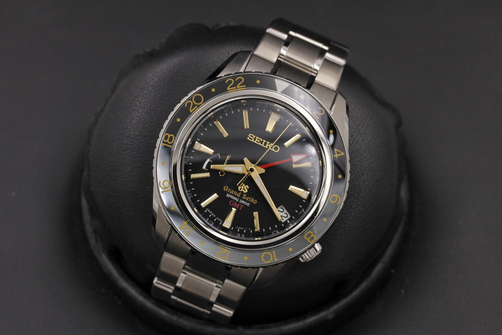 Watch Image 9