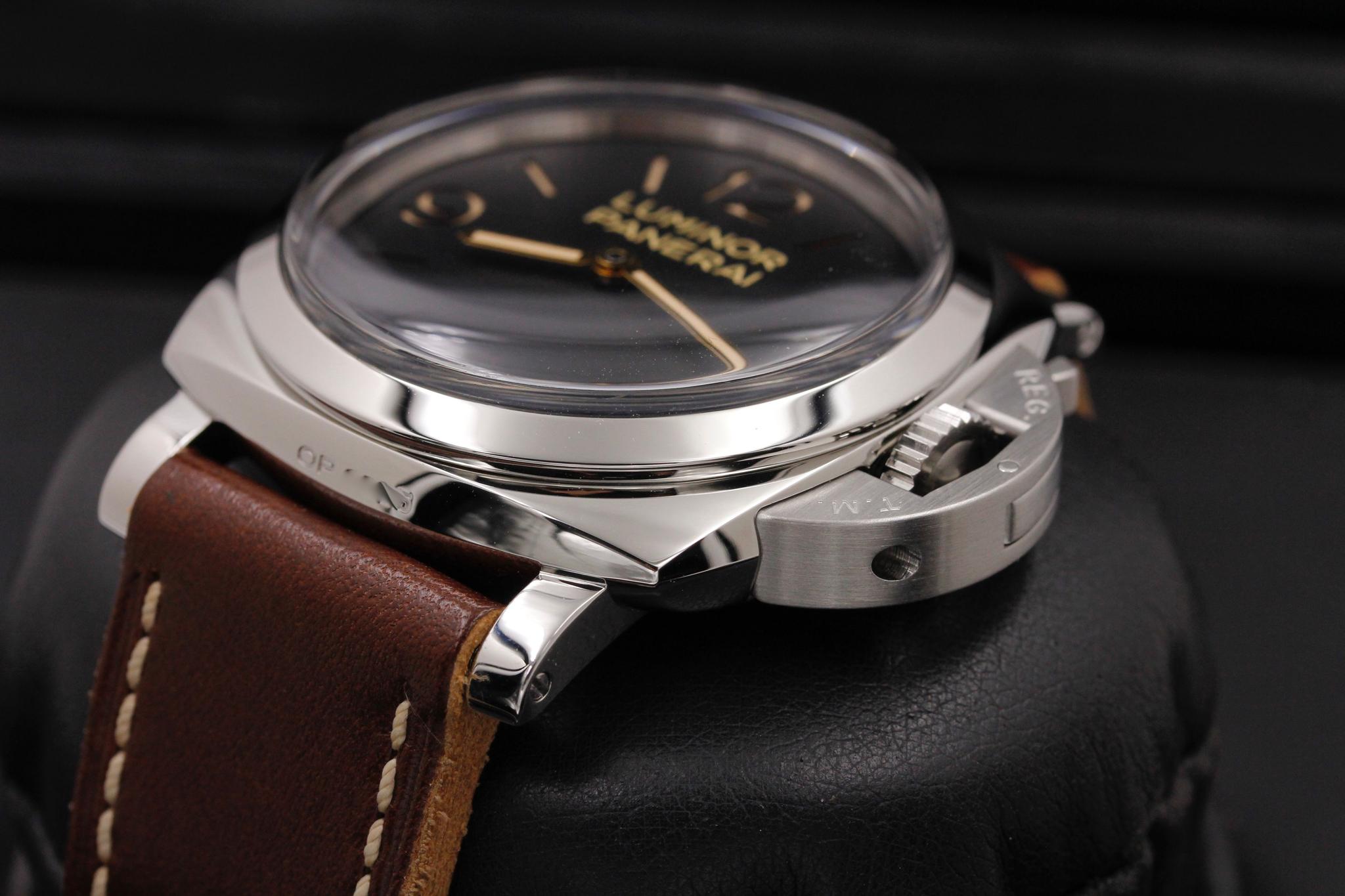 Watch Image 2