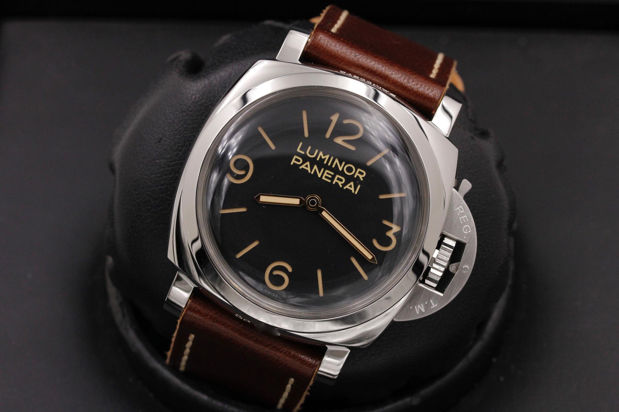 Watch Image 9