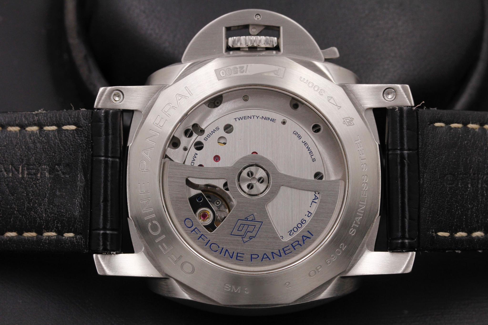 Watch Image 7