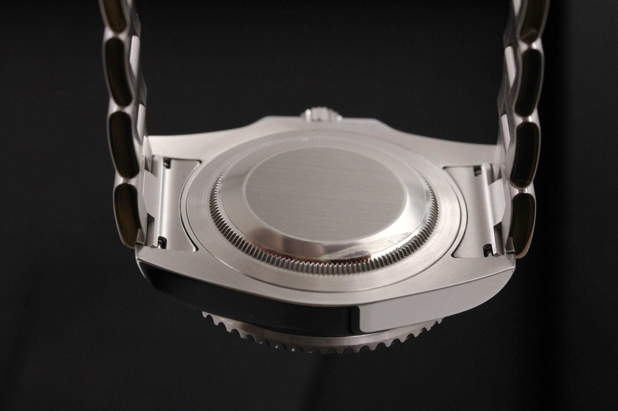 Watch Image 7