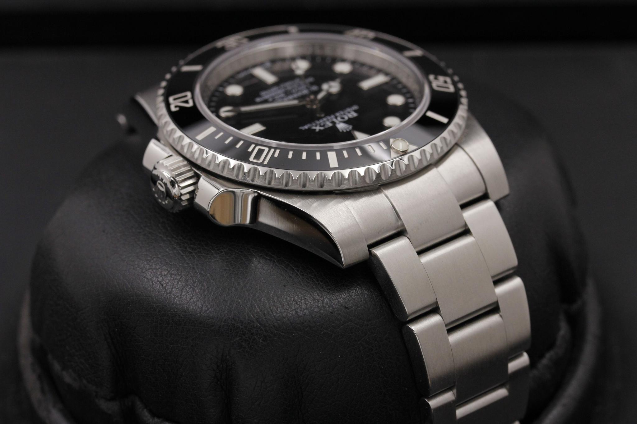 Watch Image 4