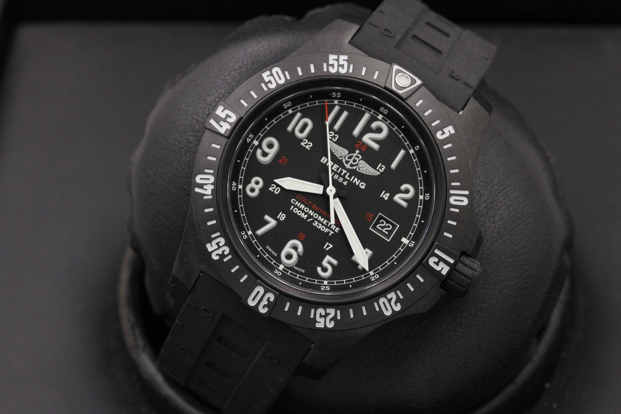 Watch Image 9