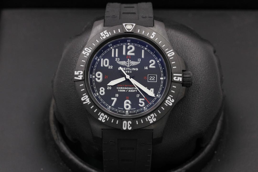 Breitling Colt Skyracer "Breitlight" X74320e4