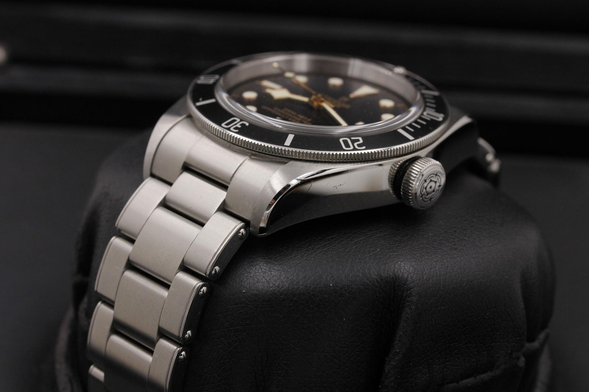 Watch Image 2