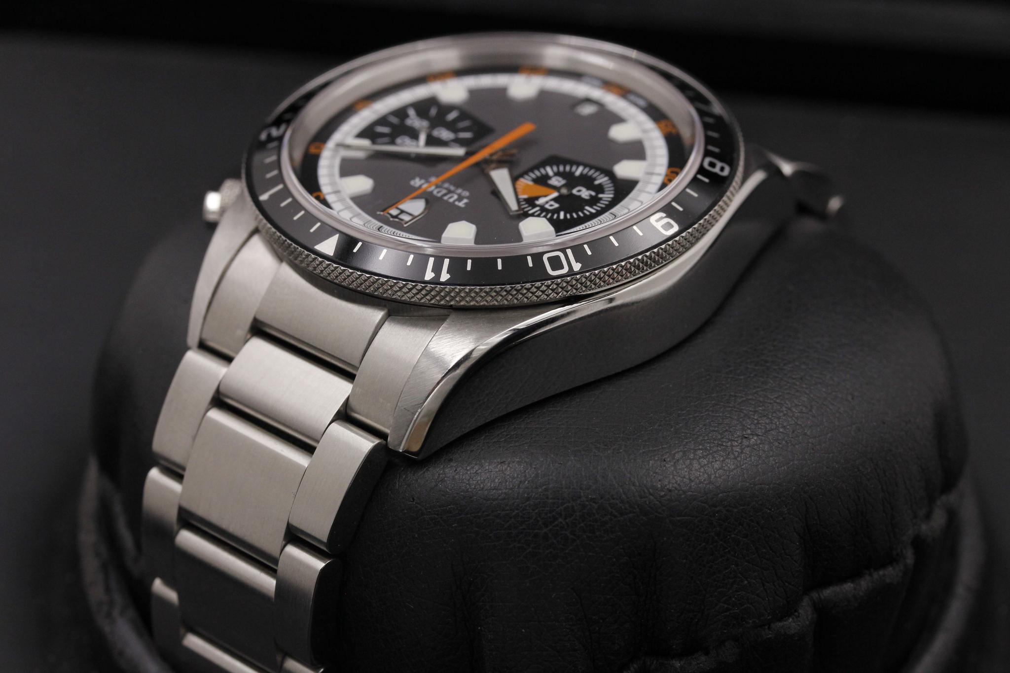 Watch Image 5