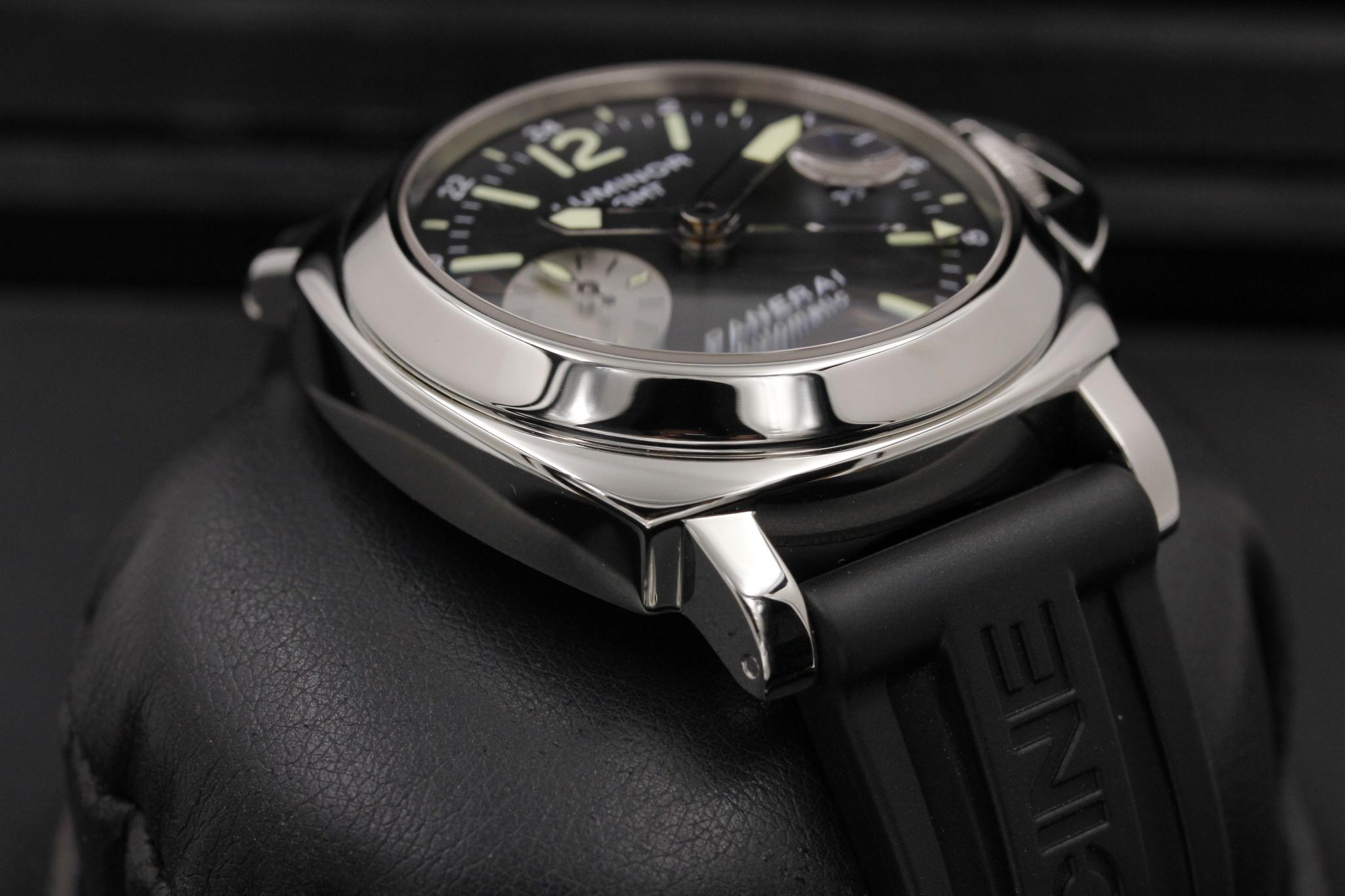 Watch Image 6