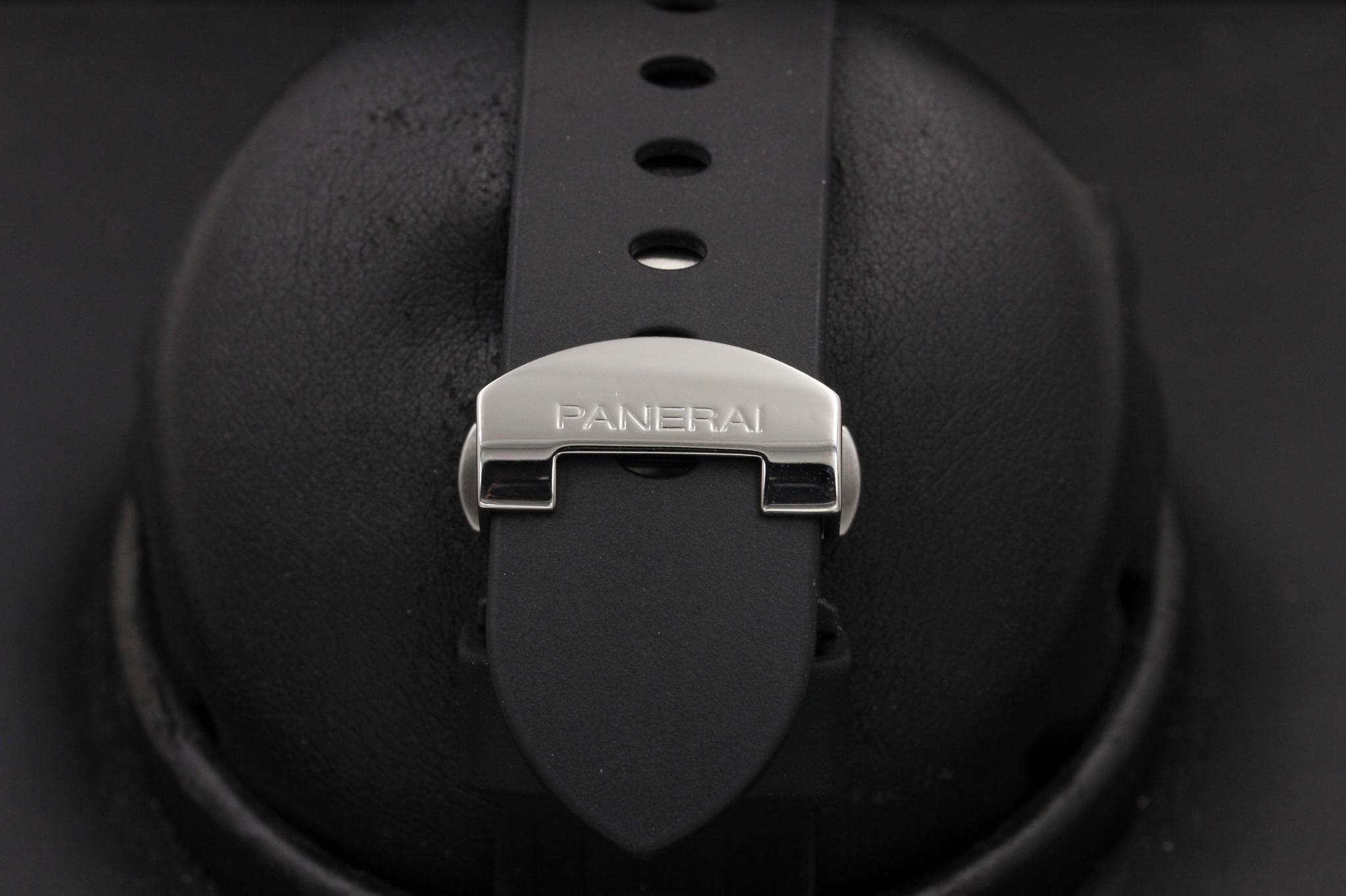 Watch Image 8